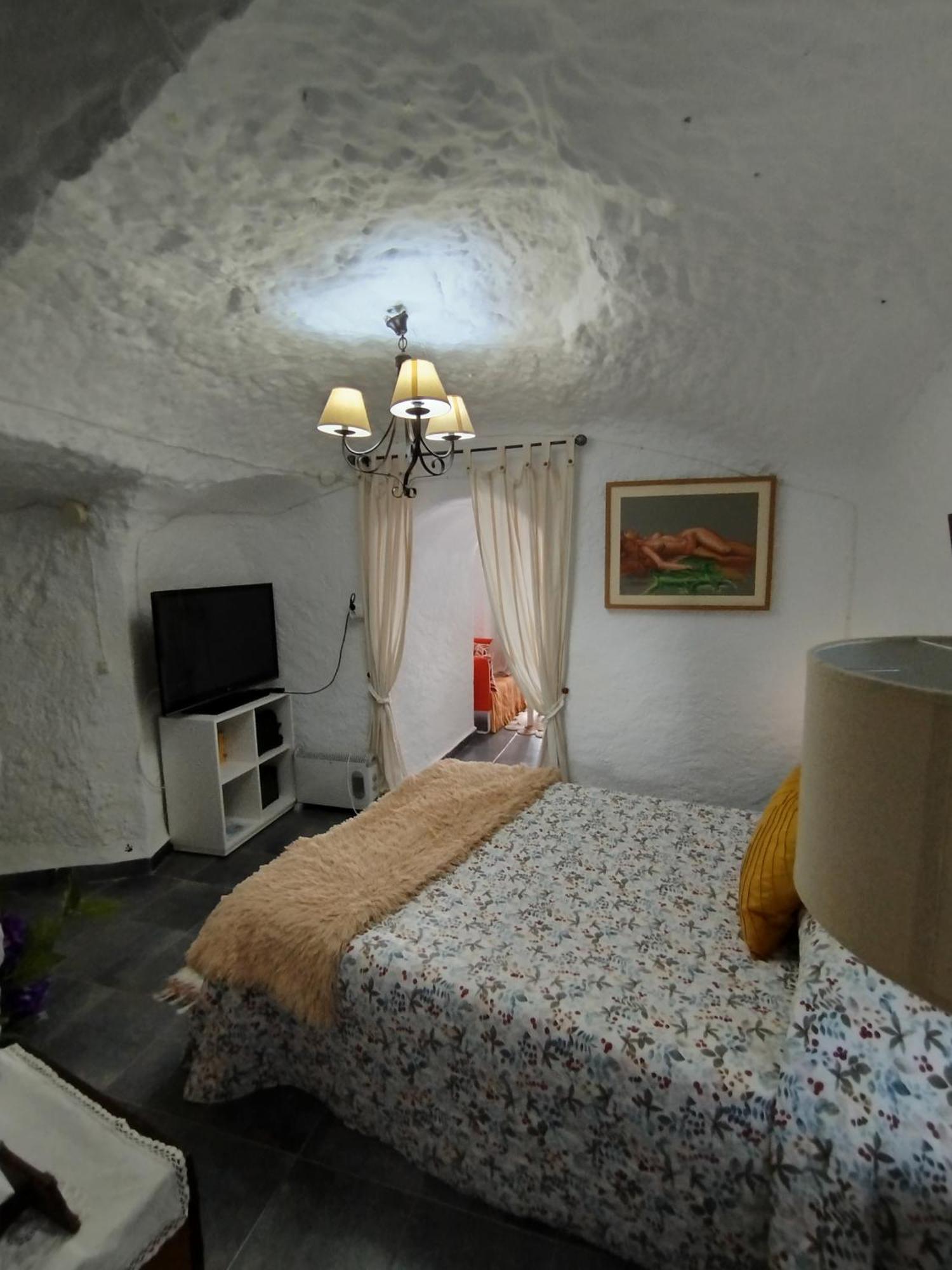 Holiday home Cueva La Loli Guadix